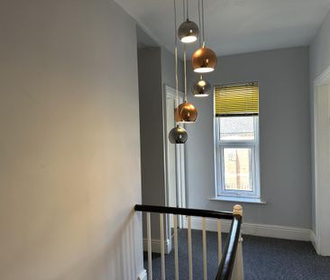 3 bedroom terraced house to rent - Photo 2