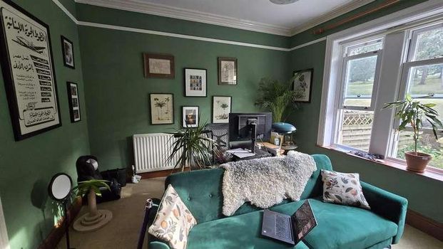 The Lees, Malvern, WR14 - Photo 1