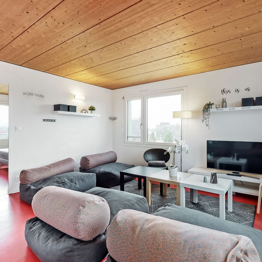 Spacieux appartement meublé! - Photo 1