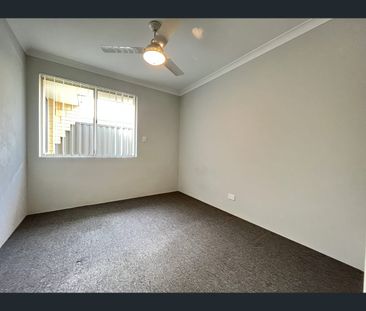 8A Lomond Way, Seville Grove, WA 6112 - Photo 2