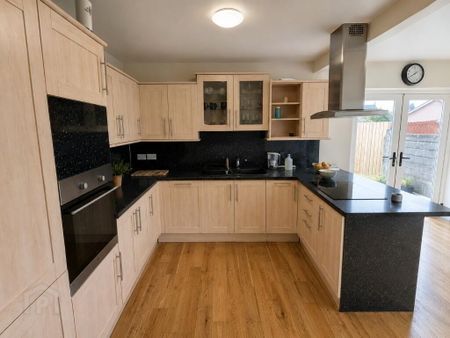 11 Epworth Close, Tandragee, BT62 2AL - Photo 3