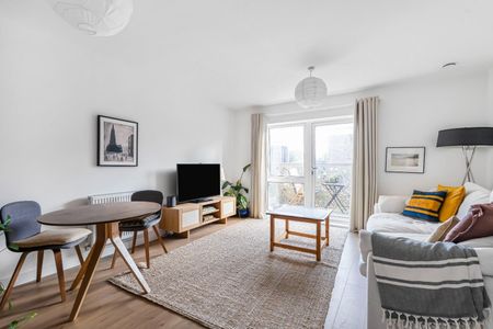 1 bedroom Flat To Let Total Size: 555 SQ FT - Photo 2