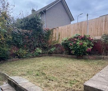 2 bedroom end of terrace house to rent - Photo 3