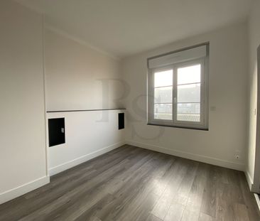 Condé sur Noireau, - Photo 2