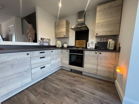 2 bedroom terraced house to rent - Photo 5