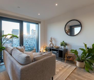 3 bedroom flat to rent - Photo 2