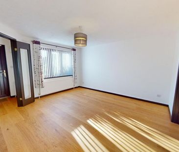 4 bedroom detached house to rent - Photo 1