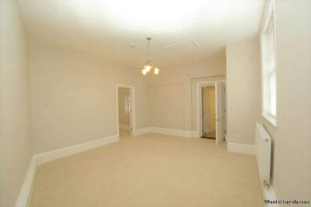 2 bedroom property to rent in Newbury - Photo 4
