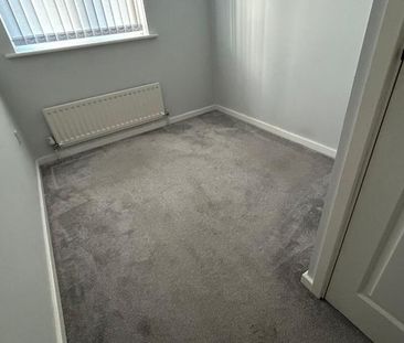 4 bedroom detached house to rent - Photo 6