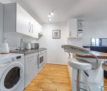 Studio to rent - Photo 3