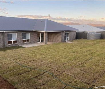 CALALA - Four Bedroom Hamptons Style Home - Photo 1