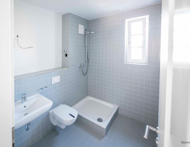 Modernisierte Altbauwohnung im Komponistenviertel - Photo 1