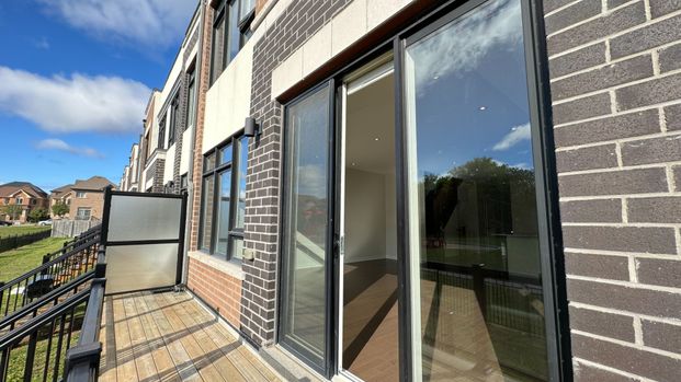 For Lease - 1 Beer Lane, Markham, Ontario - Photo 1