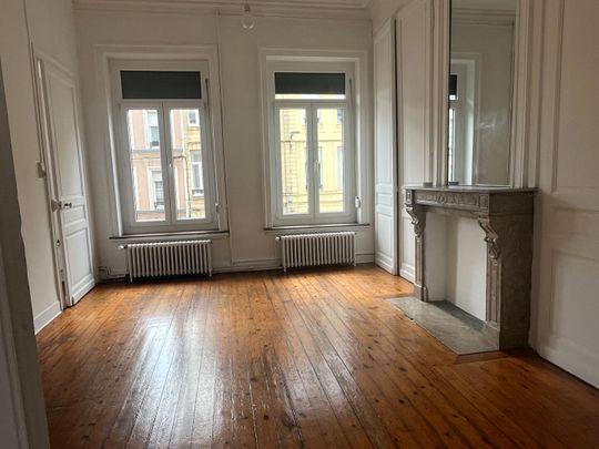 Location Appartement 3 pièces 115m² LILLE 59000 - Photo 1