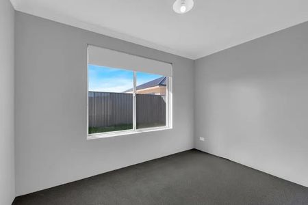 13, Parsons Way, South Yunderup - Photo 5