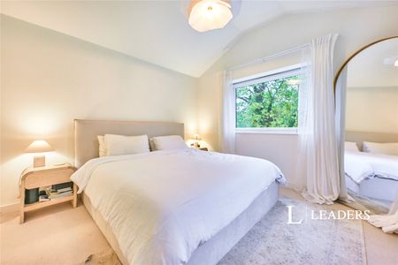 4 bedroom house to rent Stane Close, CM23 - Photo 5