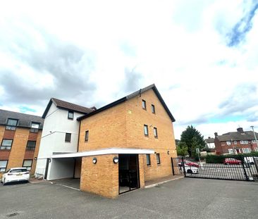 1 -3 Gammons Lane, Watford - Photo 5