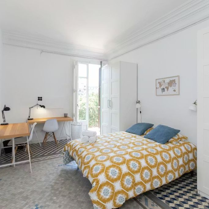 Gran Via de les Corts Catalanes, Barcelona, Catalonia 08015 - Photo 1