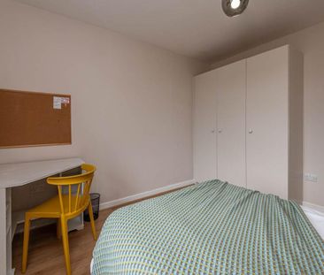 4 bedroom house to rent - Photo 3