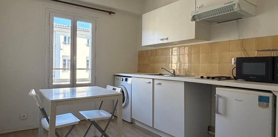 Location Appartement 1 pièce 34m² BORDEAUX 33800 - Photo 2