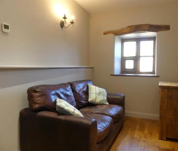 4 bedroom cottage to rent - Photo 2