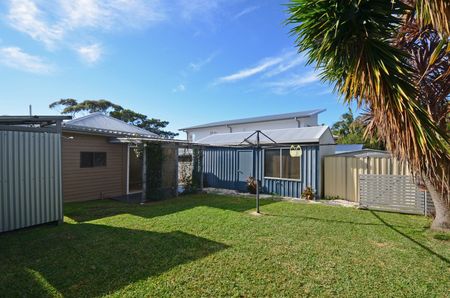 12 Neil Street, Bundeena - Photo 2