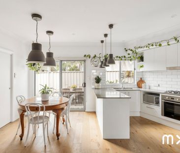 Warm Abode - Photo 6