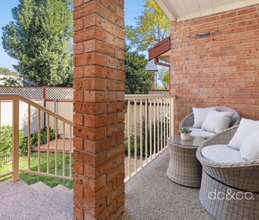 Stylish 3-bedroom townhouse with courtyard in Riverwood - Photo 1