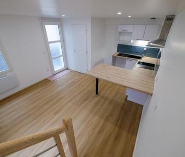 Appartement type 2 duplex entièrement rénové - Photo 4