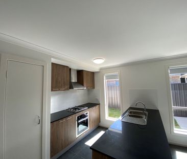 4 Bedroom Family Home - Photo 6