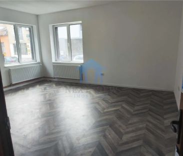 Casa 7 camere, Central - Fotografie 4