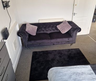 Room in a Shared Flat, Gainsford Road, SO19 - Photo 2