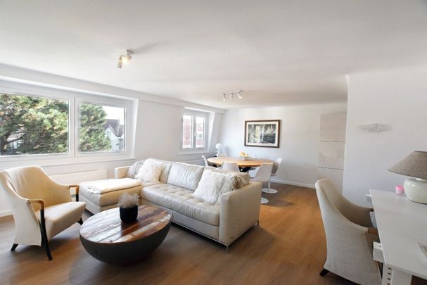 Mooi gemeubeld appartement rustig gelegen, doch centraal - Photo 1