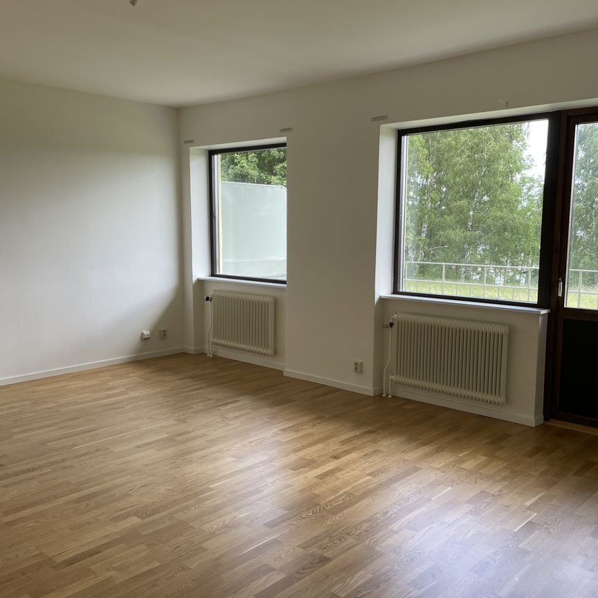 Ringvägen 14 A - Foto 1