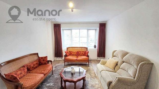 Acorn Court, Oaks Lane, Ilford, IG2 - Photo 1