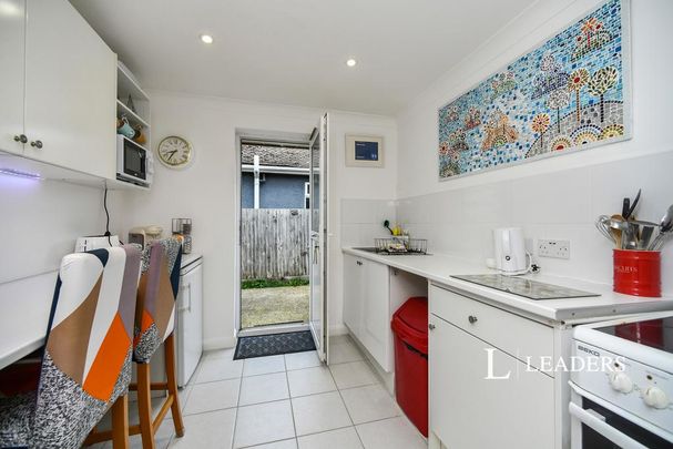 1 bedroom house to rent - Photo 1