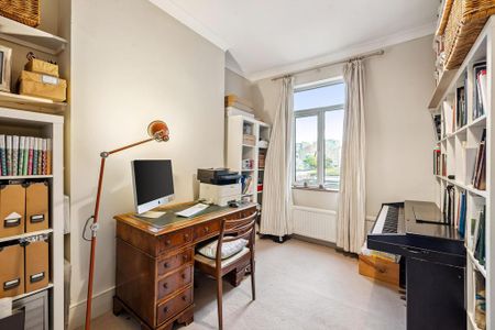 5 bedroom terraced house to rent - Photo 2