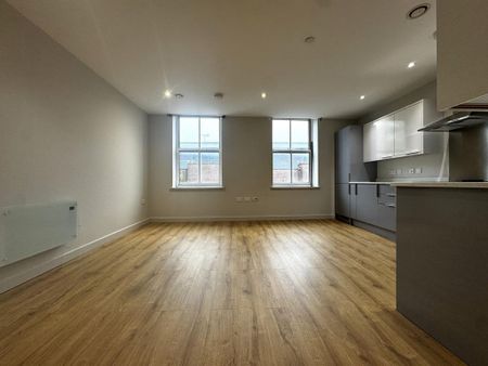 1 bedroom flat to rent - Photo 2