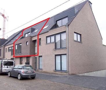 Luxueuze 3 slaapkamer duplex. Met grote garage en kelderberging. - Photo 1