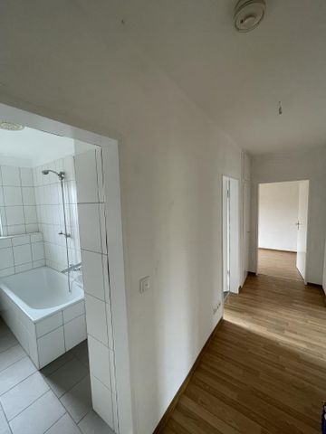 Wohnen in Groß-Umstadt ! 3-Zimmer-Wohnung jetzt frei ! - Photo 5