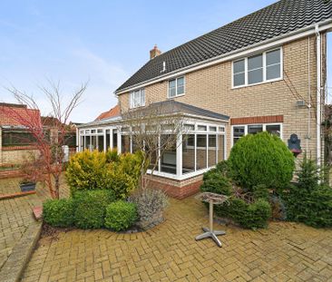Clayton Court, Woodbridge, IP12 - Photo 2