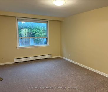 For Lease - 20 Meadowbrook Road Unit# 2, Toronto, Ontario - Photo 6