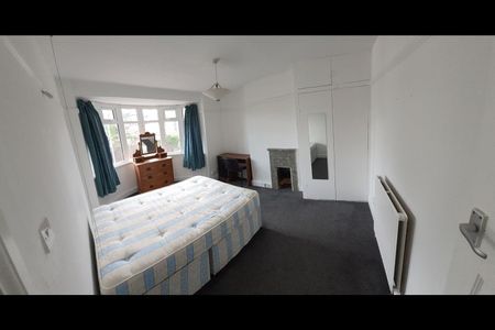 6 Bed Semi-Detached House, Queens Rd, LE2 - Photo 3