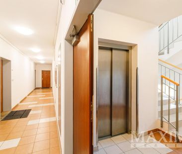 Pronájem bytu 2+kk 58 m2 - Fotografie 5