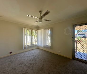 New Carpets, New Blinds and A/C to be installed - Photo 1