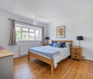 3 bedroom semi-detached house to rent - Photo 5