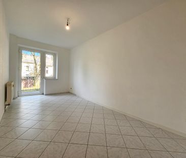 Sehr schöne Wohnung mit großem Balkon altersgerechtes Wohnen - Photo 4