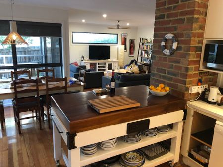 36 Canterbury Street, Sorrento - Photo 3