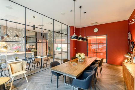 3 bedroom apartment to rent - Photo 4
