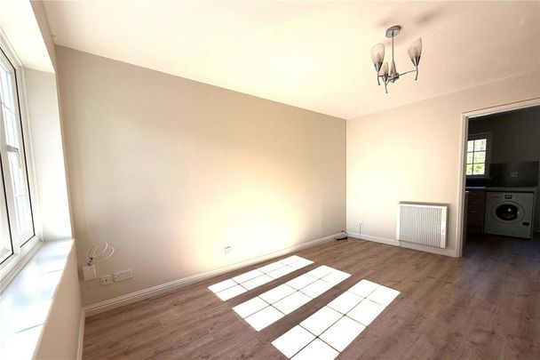 2 bedroom semi-detached house to rent - Photo 1